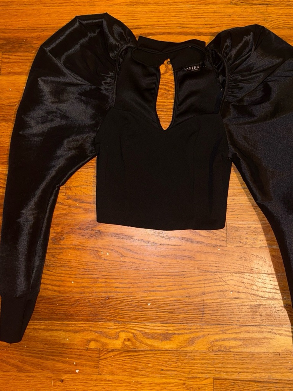 AKIRA Black Puff-Sleeve Crop Top with Keyhole Neck